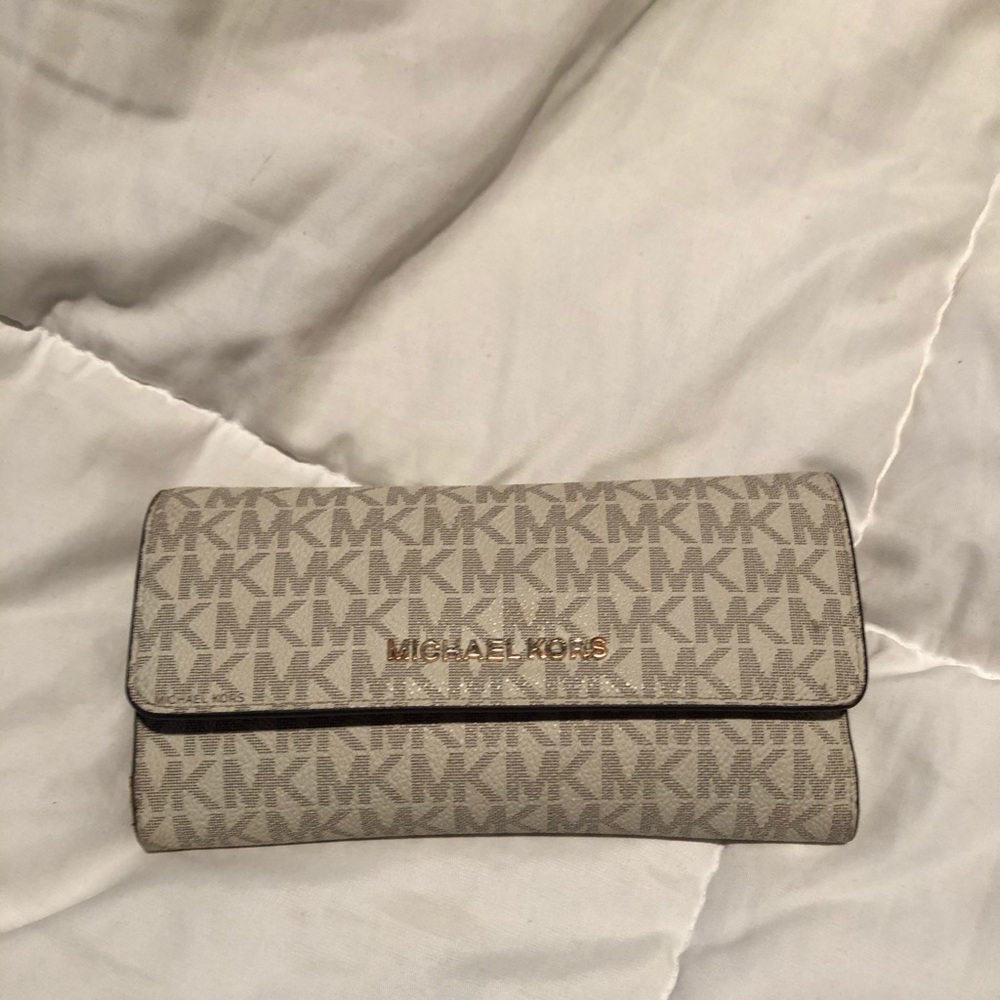 MK wallet